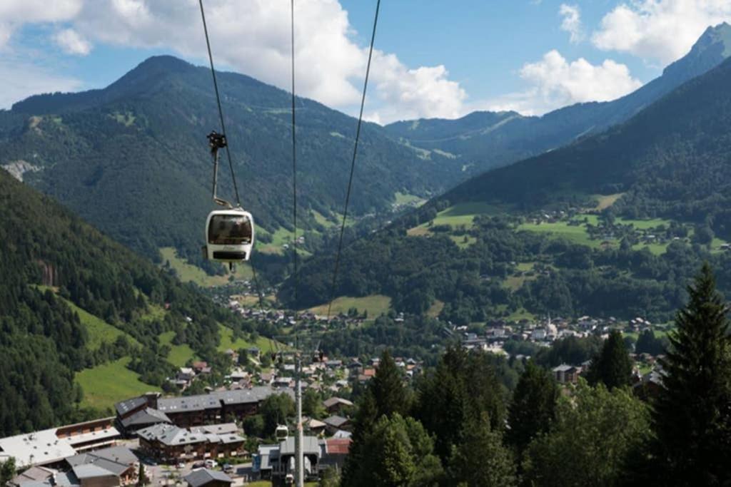 L'Enchalpe, Grand Et Lumineux Studio Avec Coin Montagne 5 Personnes, 60M Des Pistes, Piscine Couverte, Wifi, Grand Balcon Expo Est, Draps Non Compris Saint-Jean-dʼAulps المظهر الخارجي الصورة